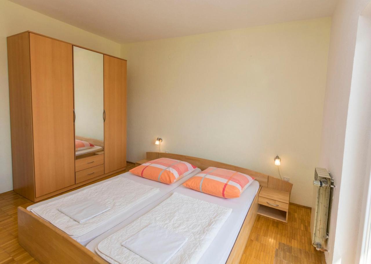 Apartments Jelka Primošten Kültér fotó