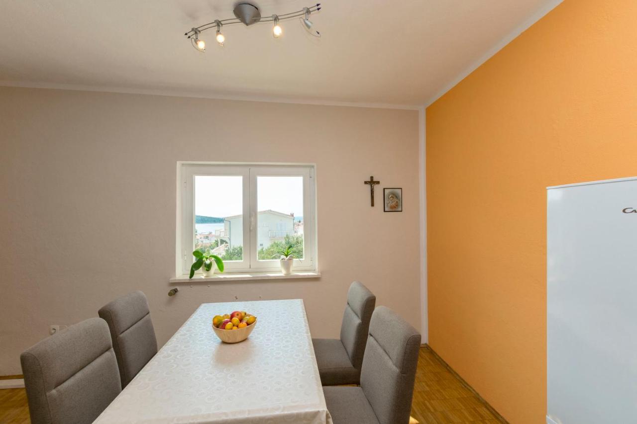 Apartments Jelka Primošten Kültér fotó